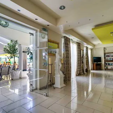 Zante Atlantis Lejlighedshotel 4*